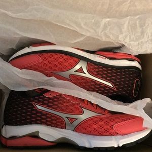 Mizuno Running Shoes